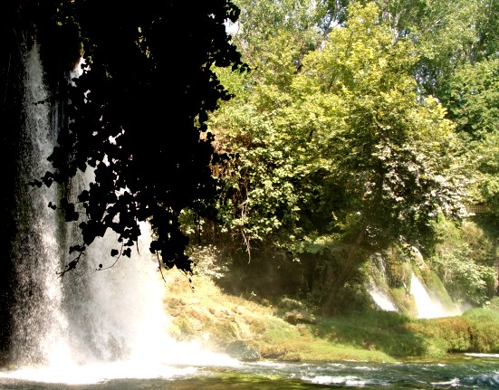 погода в Турции в мае, Анталия водопад Дюден